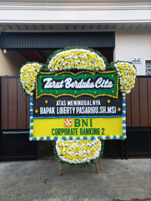 Papan Bunga Duka di Kejobong