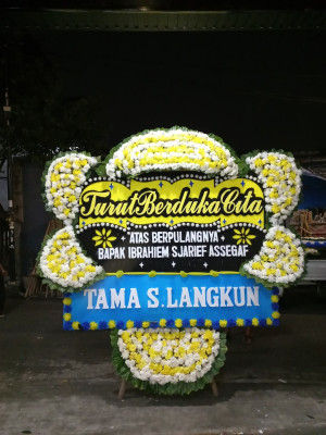 Papan Bunga Duka di Kejobong
