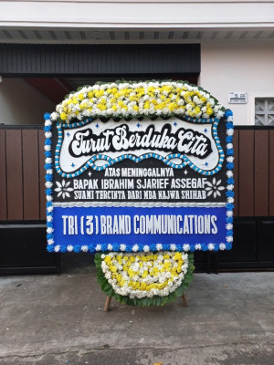 Papan Bunga Duka di Kejobong